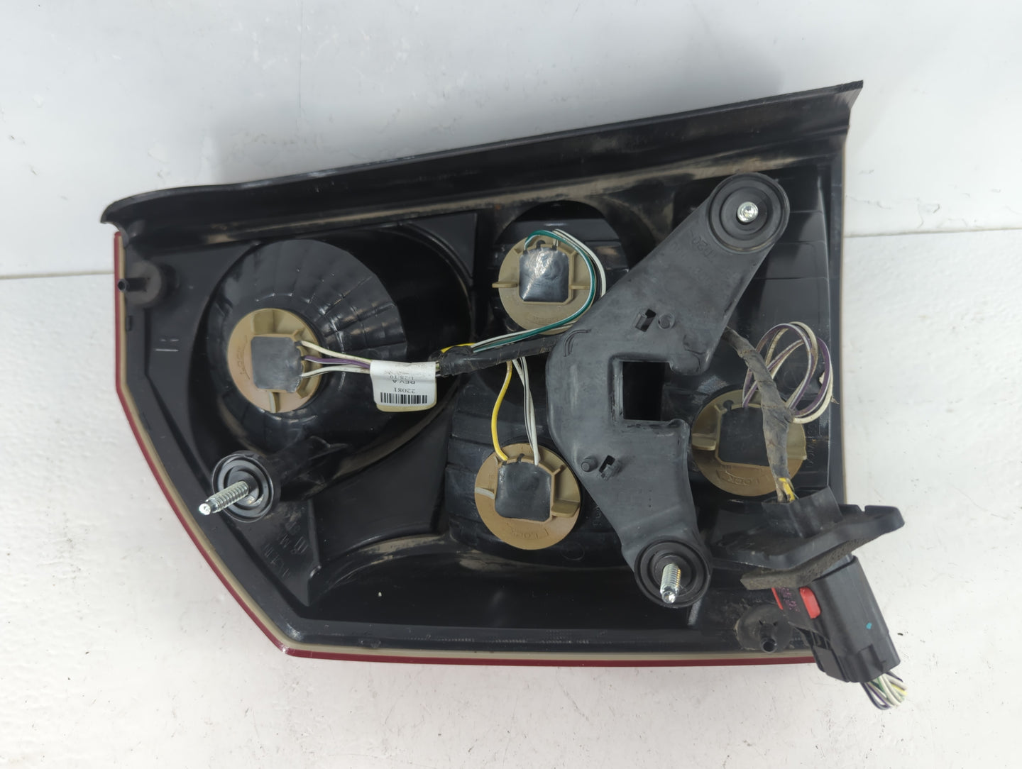 2008-2010 Chrysler 300 Tail Light Assembly Passenger Right OEM Fits Fits 2008 2009 2010 OEM Used Auto Parts - Oemusedautopar