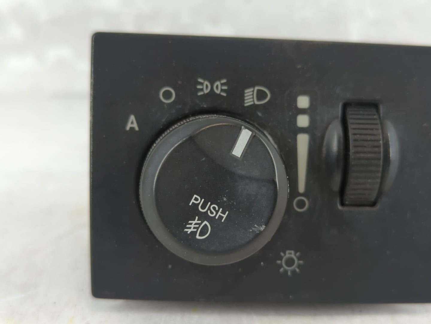 2005-2010 Chrysler 300 Headlight Head Light Switch Lamp Control - Oemusedautoparts1.com