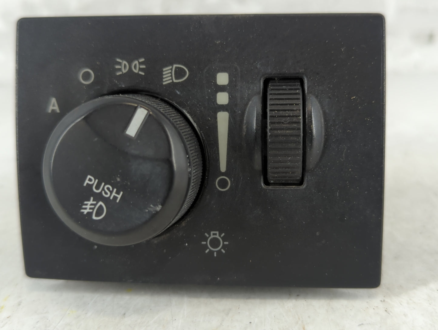 2005-2010 Chrysler 300 Headlight Head Light Switch Lamp Control - Oemusedautoparts1.com