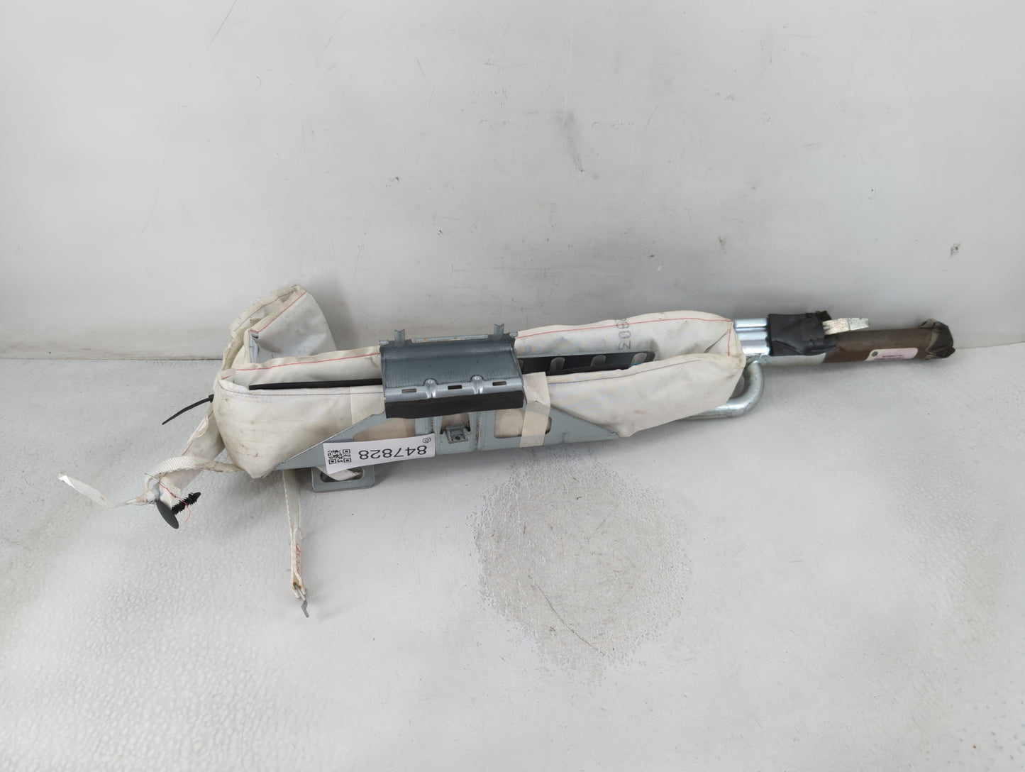 2010-2010 Chrysler 300 Passenger Curtain Air Bag Oem - Oemusedautoparts1.com