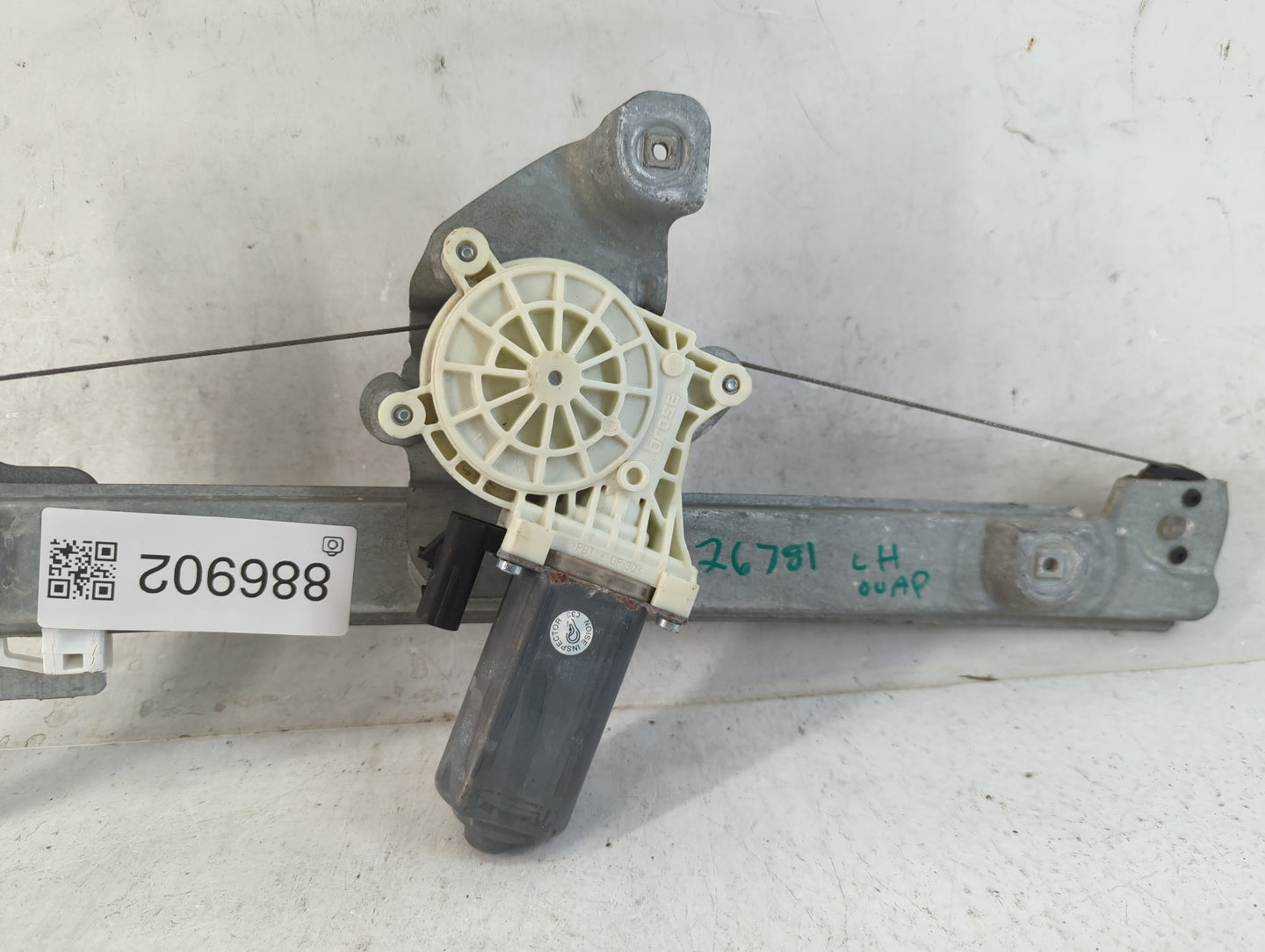 2010 Chrysler 300 Passenger Front Right Power Window Motor - Oemusedautoparts1.com