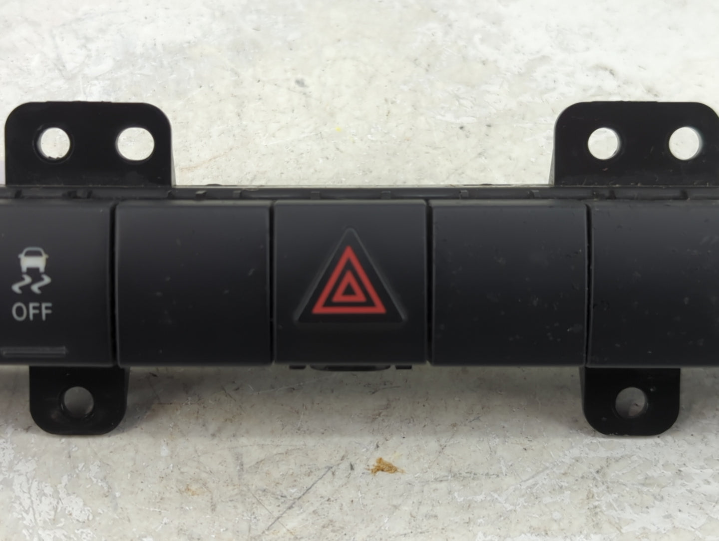 2010 Chrysler Caravan Hazard Switch - Oemusedautoparts1.com