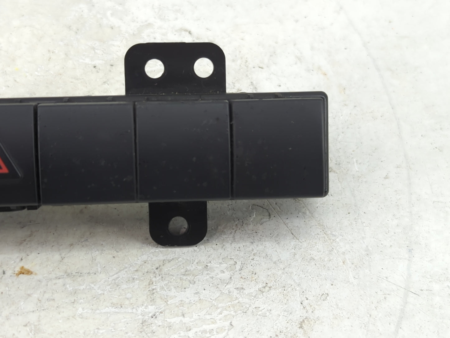 2010 Chrysler Caravan Hazard Switch - Oemusedautoparts1.com