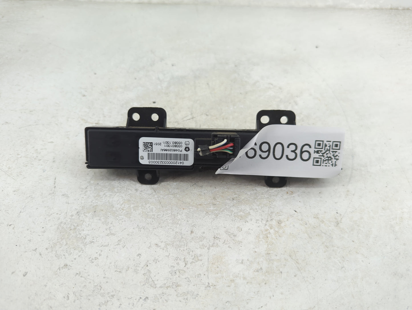 2010 Chrysler Caravan Hazard Switch - Oemusedautoparts1.com
