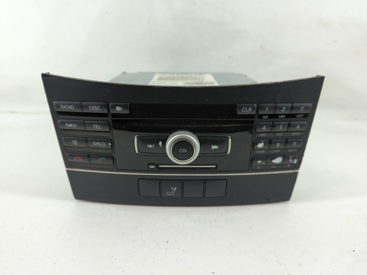 2010 Chrysler E Class Radio AM FM Cd Player Receiver Replacement P/N:A 212 906 8200 Fits OEM Used Auto Parts - Oemusedautopa