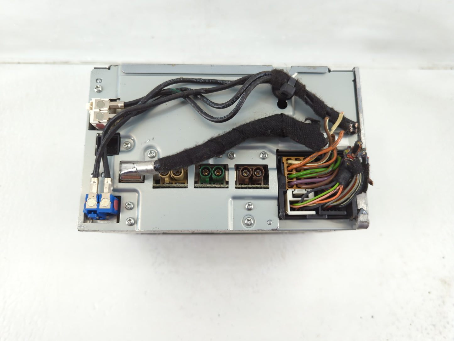 2010 Chrysler E Class Radio AM FM Cd Player Receiver Replacement P/N:A 212 906 8200 Fits OEM Used Auto Parts - Oemusedautopa