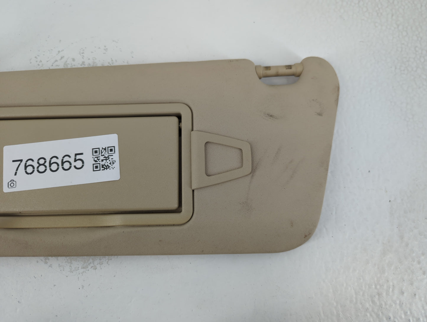 2010 Chrysler E Class Sun Visor Shade Replacement Driver Left Mirror Fits OEM Used Auto Parts - Oemusedautoparts1.com