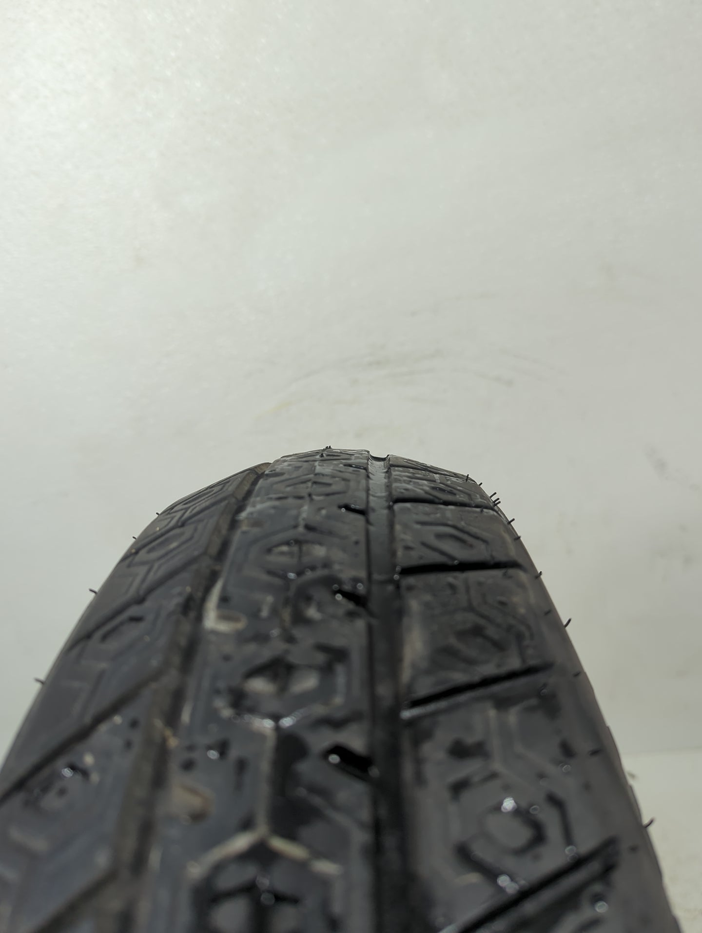 2010 Chrysler Insigh Spare Donut Tire Wheel Rim Oem - Oemusedautoparts1.com