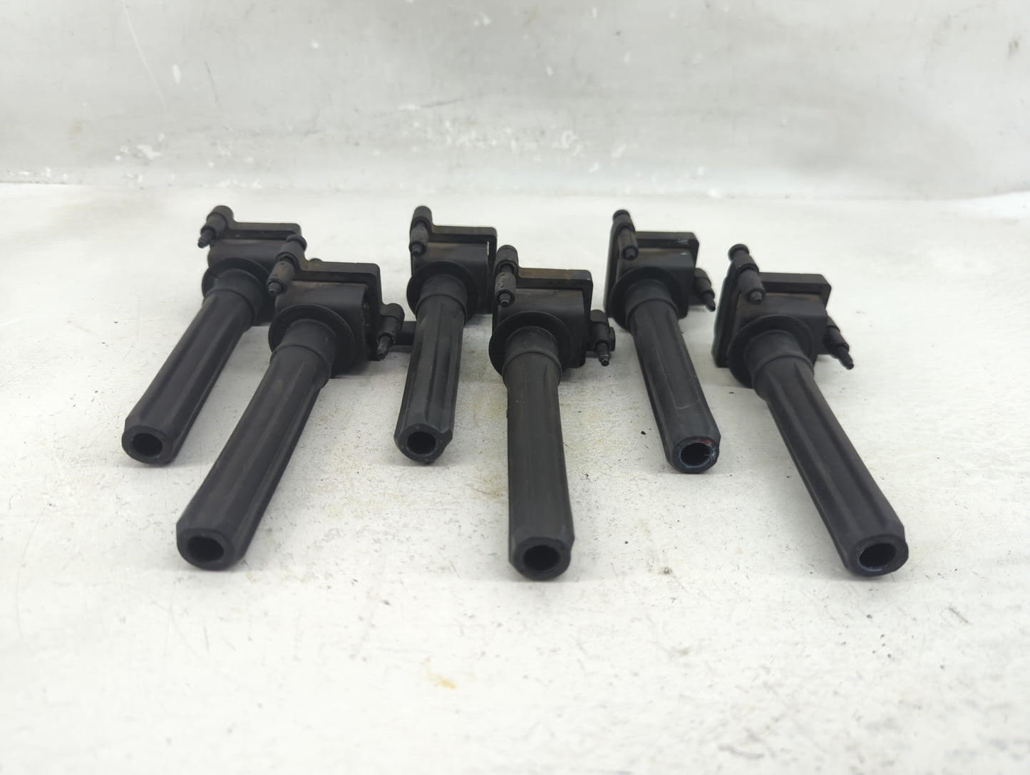2004-2010 Chrysler Pt Cruiser Ignition Coil Igniter Pack - Oemusedautoparts1.com