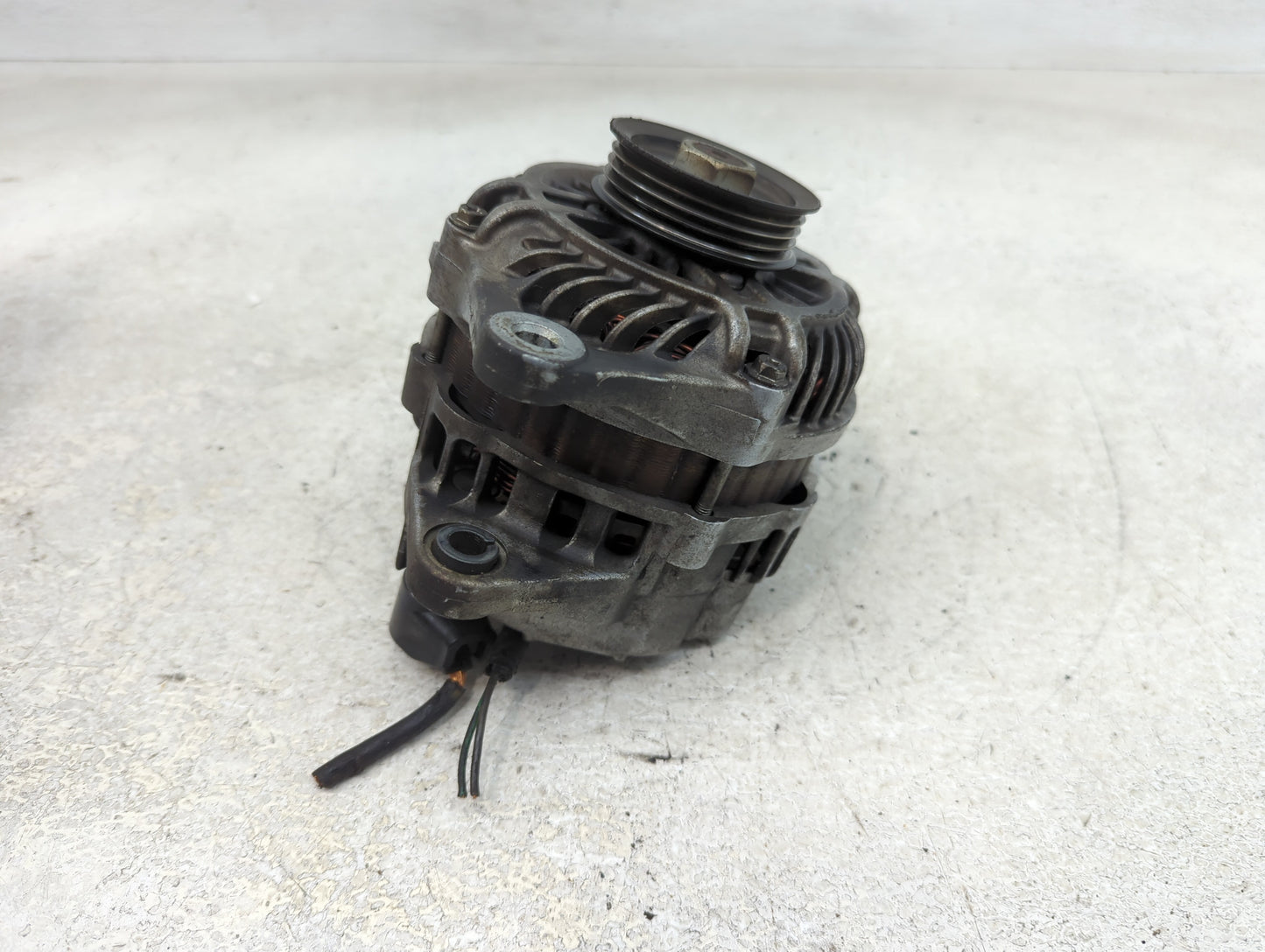 2006-2010 Chrysler Pt Cruiser Alternator Replacement Generator Charging Assembly Engine OEM P/N:5033343AA Fits OEM Used Auto