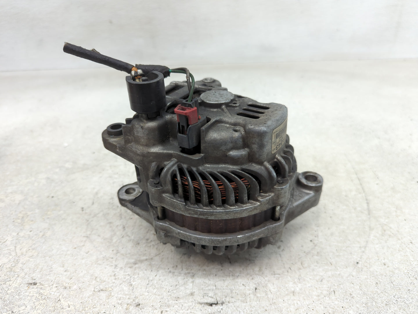 2006-2010 Chrysler Pt Cruiser Alternator Replacement Generator Charging Assembly Engine OEM P/N:5033343AA Fits OEM Used Auto