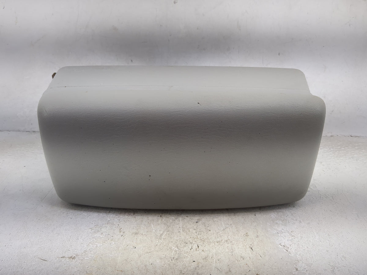 2010 Chrysler Pt Cruiser Center Console Armrest Cover Lid Fits OEM Used Auto Parts - Oemusedautoparts1.com