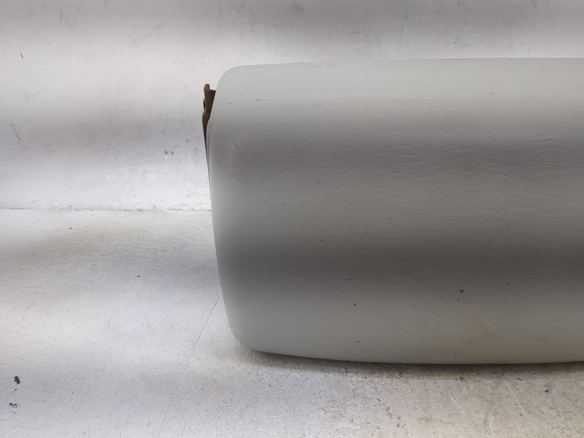 2010 Chrysler Pt Cruiser Center Console Armrest Cover Lid Fits OEM Used Auto Parts - Oemusedautoparts1.com