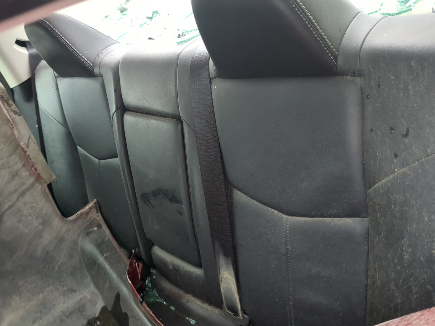 2010 Chrysler Sebring Rear Seat Oem 1055555 - Oemusedautoparts1.com
