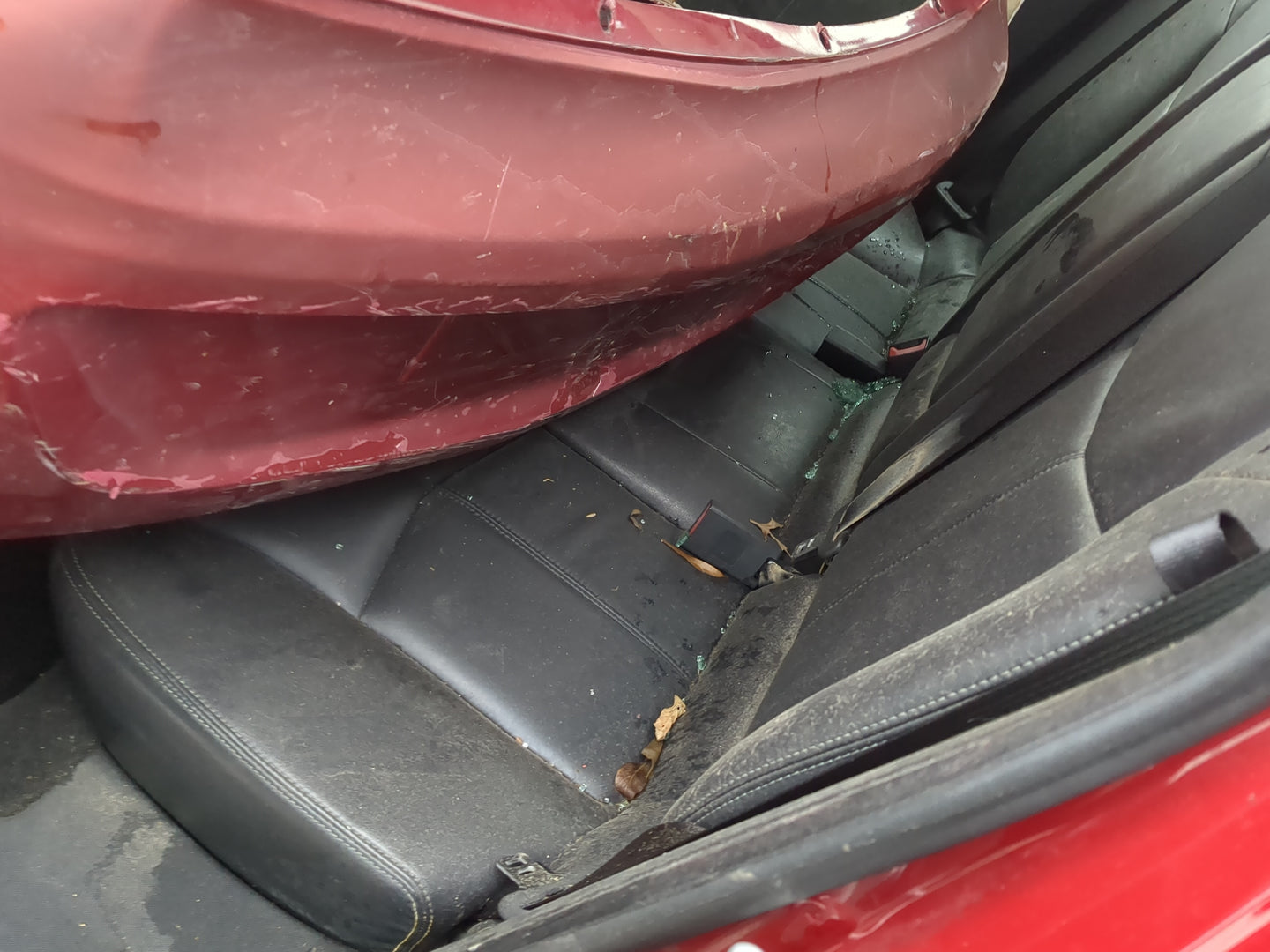 2010 Chrysler Sebring Rear Seat Oem 1055555 - Oemusedautoparts1.com