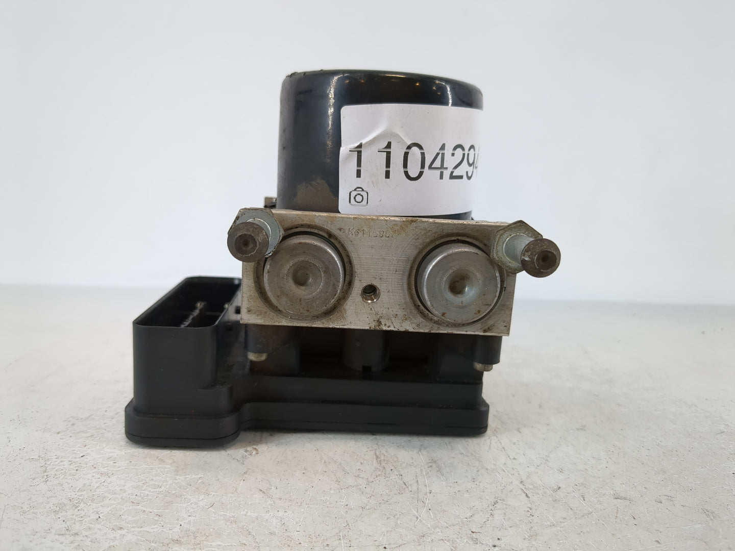 2010 Chrysler Sebring ABS Pump Control Module Replacement P/N:P68050120AA 5264750 Fits OEM Used Auto Parts - Oemusedautopart