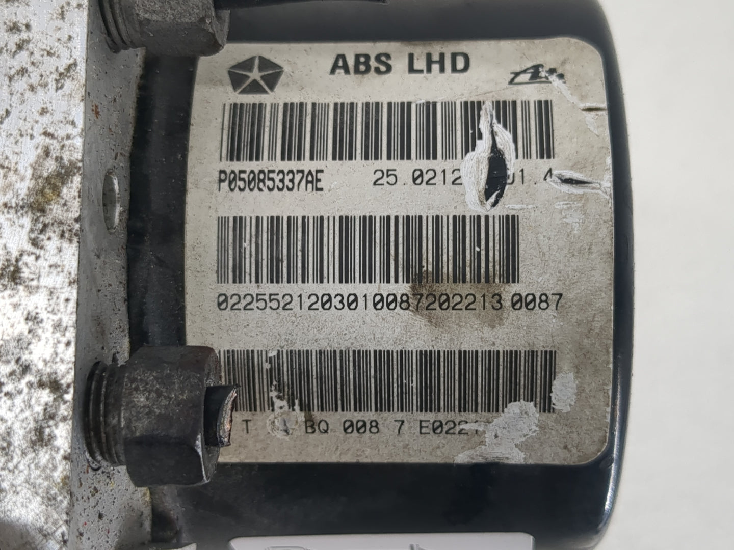2010 Chrysler Sebring ABS Pump Control Module Replacement P/N:P05085337AE Fits Fits 2011 2012 2013 2014 OEM Used Auto Parts 