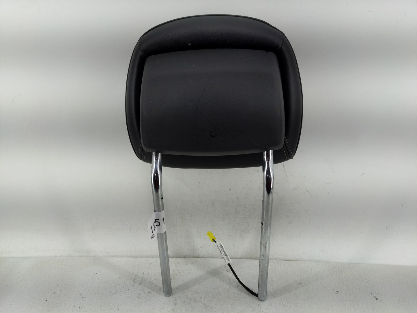 2010 Chrysler Sebring Headrest Head Rest Rear Seat Fits OEM Used Auto Parts - Oemusedautoparts1.com