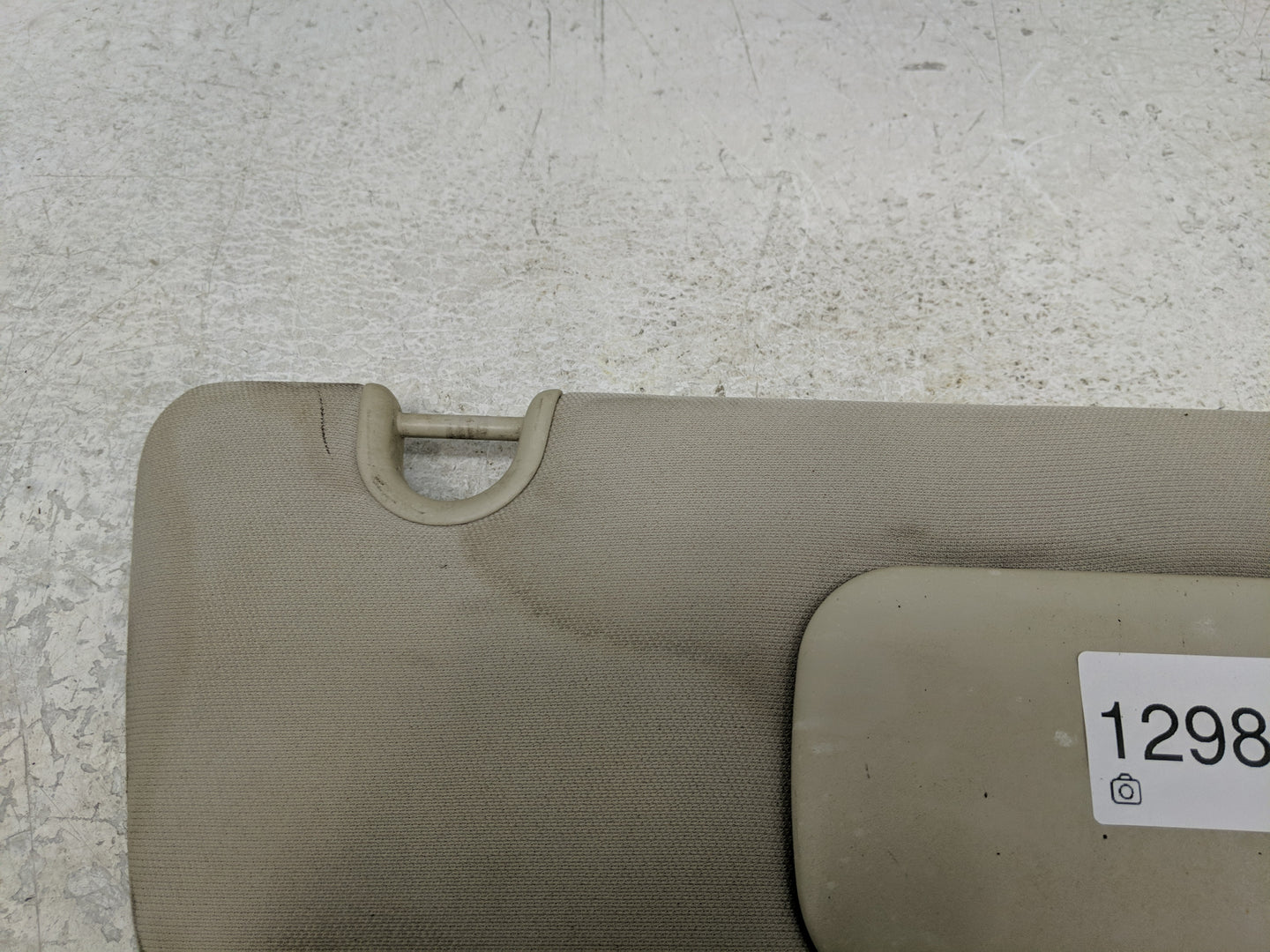 2008-2010 Chrysler Sebring Sun Visor Shade Replacement Driver Left Mirror Fits Fits 2008 2009 2010 OEM Used Auto Parts - Oem