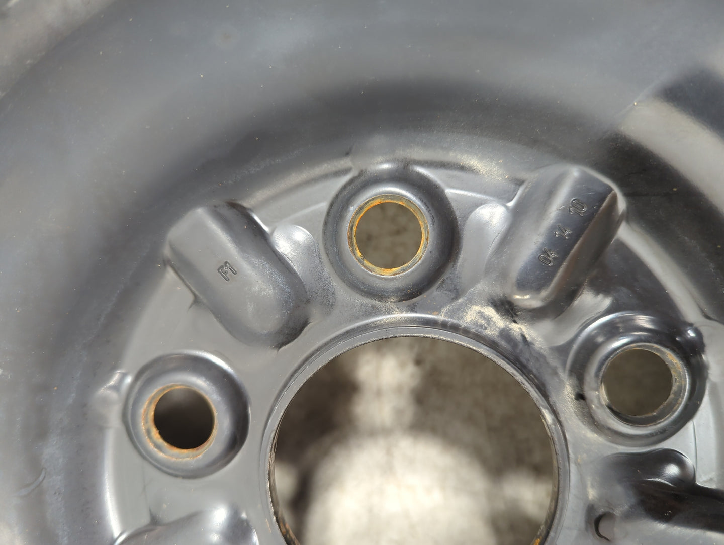 2007-2010 Chrysler Sebring Spare Donut Tire Wheel Rim Oem 1356582 - Oemusedautoparts1.com