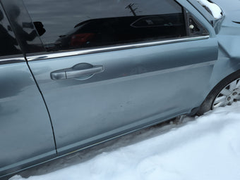 compare product 2007-2010 Chrysler Sebring Passenger Front Door Oem 1362594