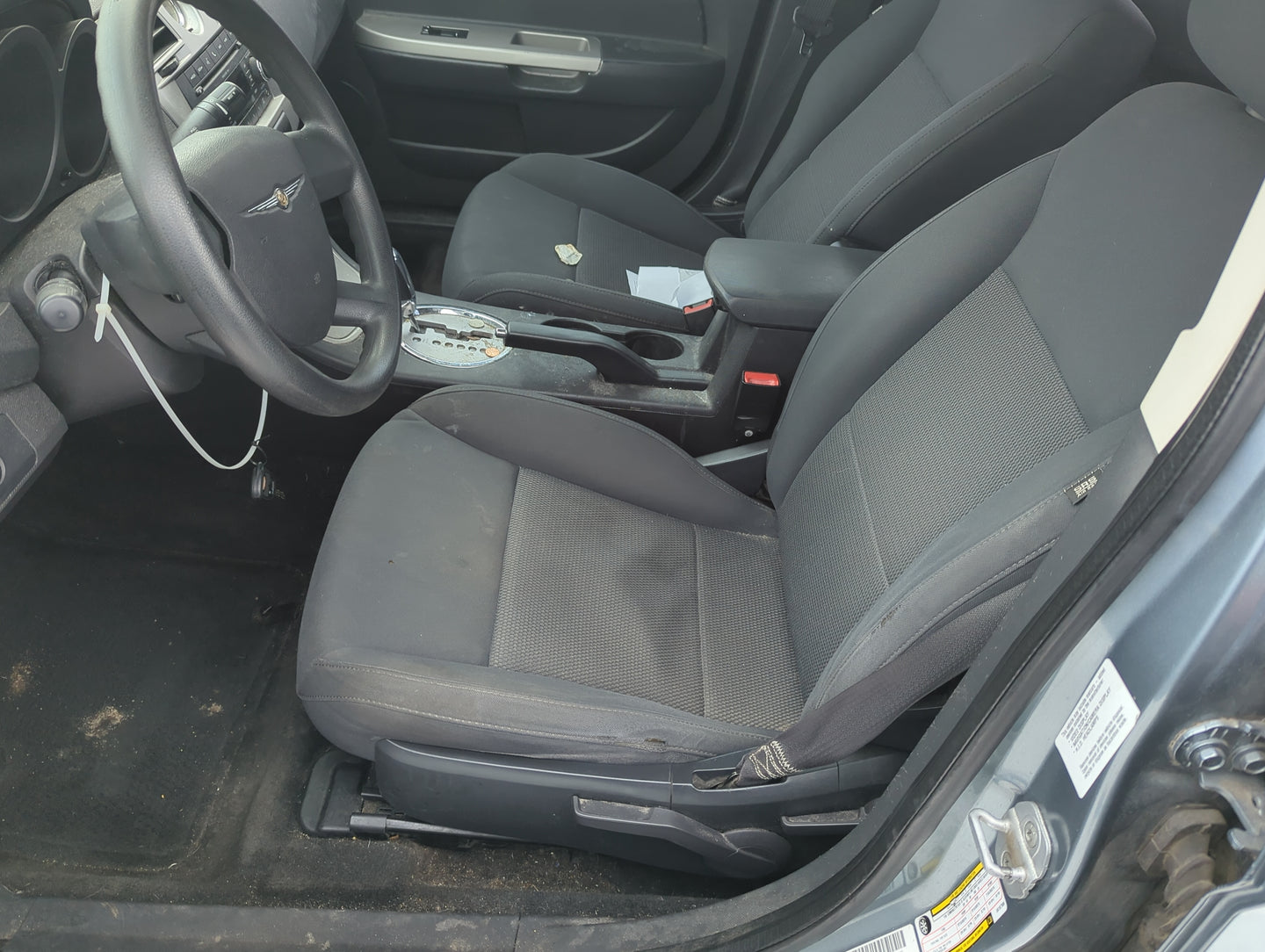 2007-2010 Chrysler Sebring Driver Front Seat Oem 1362602 - Oemusedautoparts1.com