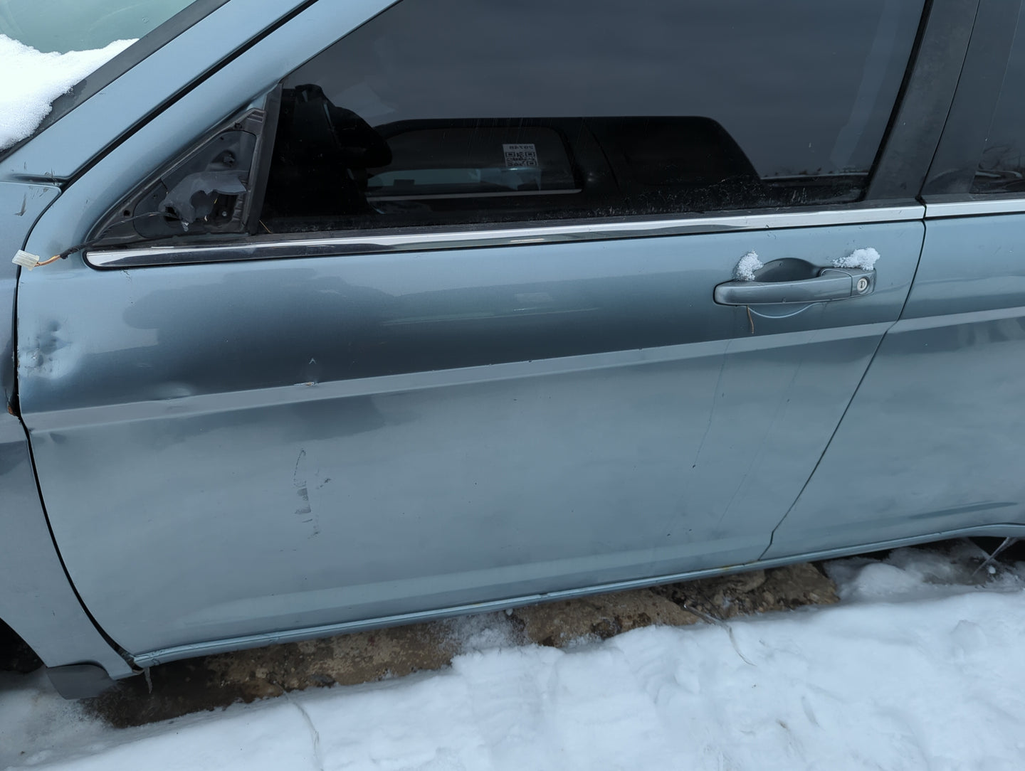 2007-2010 Chrysler Sebring Driver Front Door Oem 1362605 - Oemusedautoparts1.com