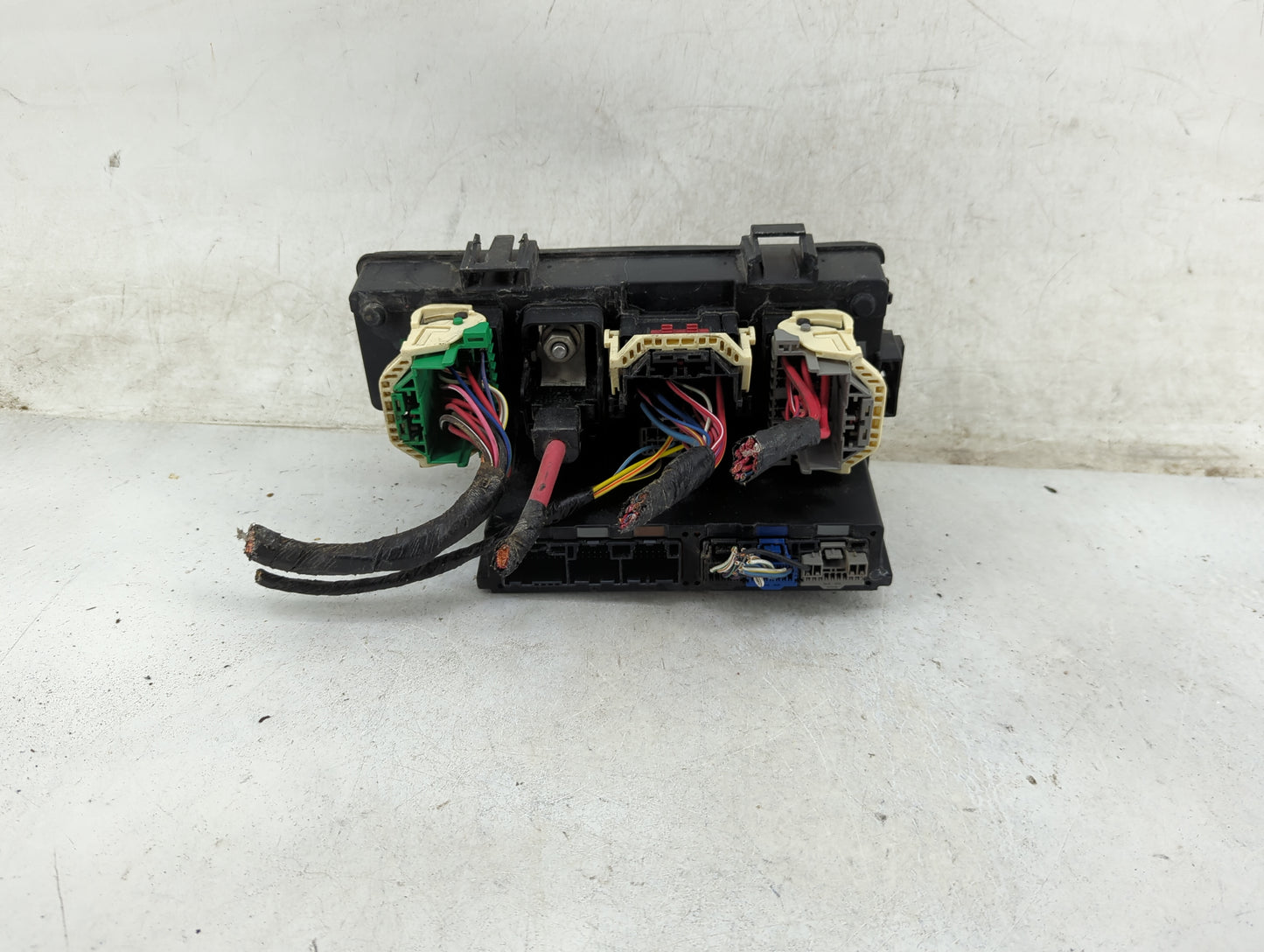2010-2010 Chrysler Sebring Fusebox Fuse Box Relay Module Tipm 1466628 - Oemusedautoparts1.com