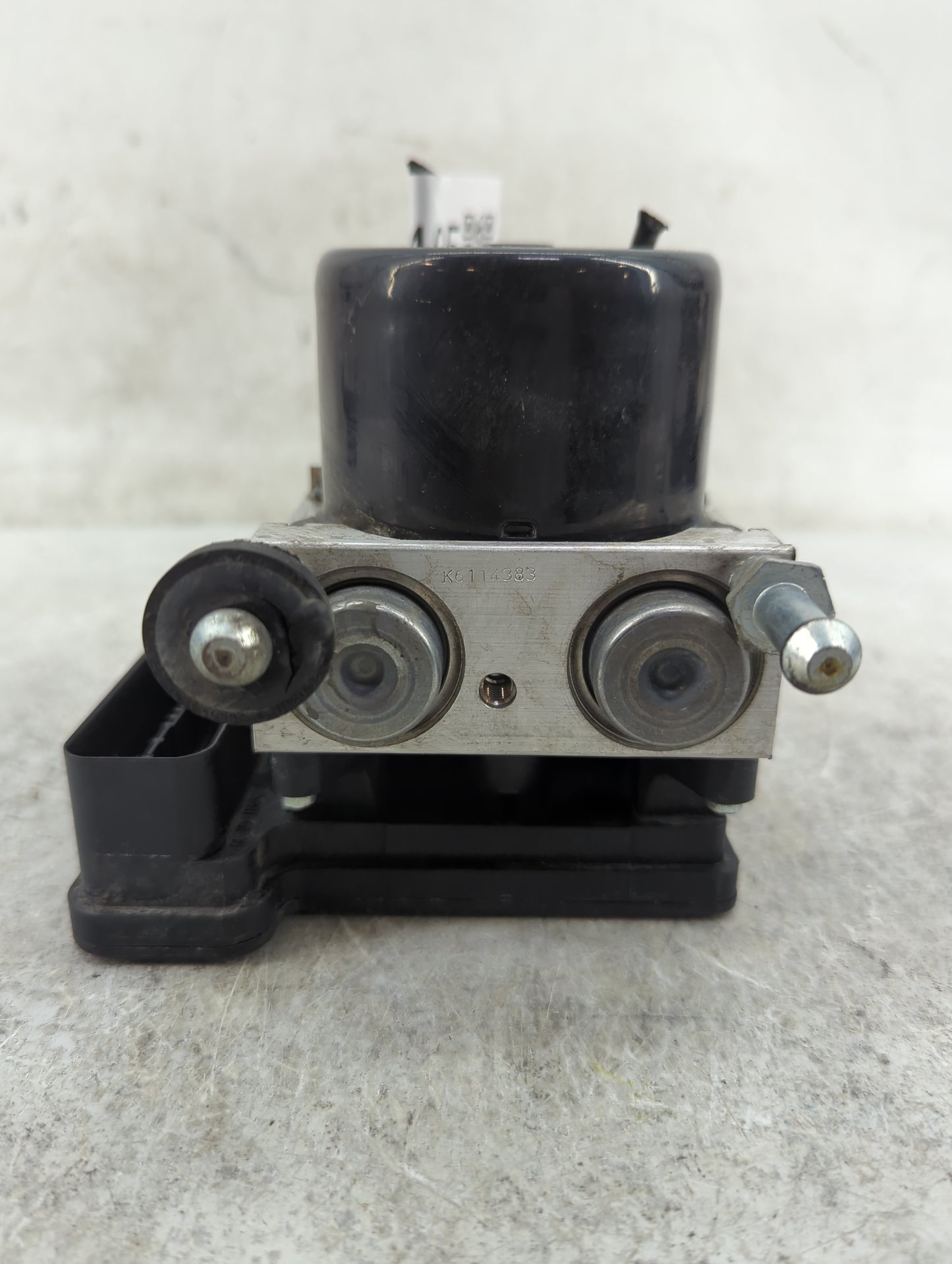 2010 Chrysler Sebring ABS Pump Control Module Replacement P/N:P68050120AA 25.0212-1209.4, 25.0928-5049.3, 25.0618-3011.3 Fit