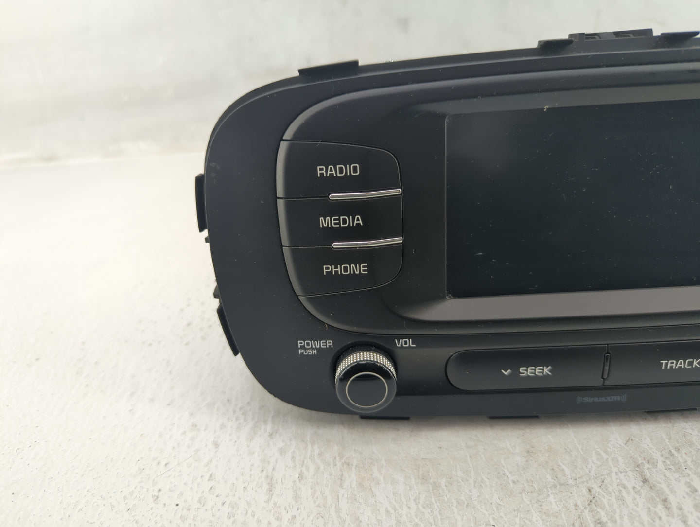 2009-2010 Chrysler Sebring Radio AM FM Cd Player Receiver Replacement P/N:05064933AD Fits Fits 2009 2010 OEM Used Auto Parts