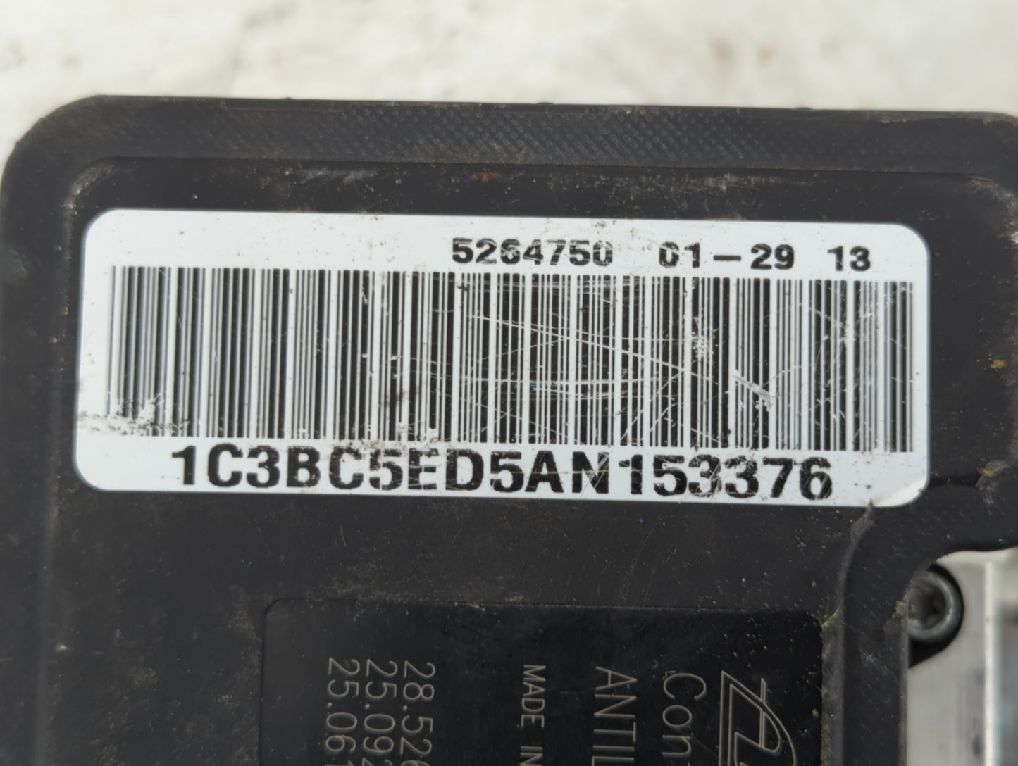 2010 Chrysler Sebring ABS Pump Control Module Replacement P/N:5264750 Fits OEM Used Auto Parts - Oemusedautoparts1.com