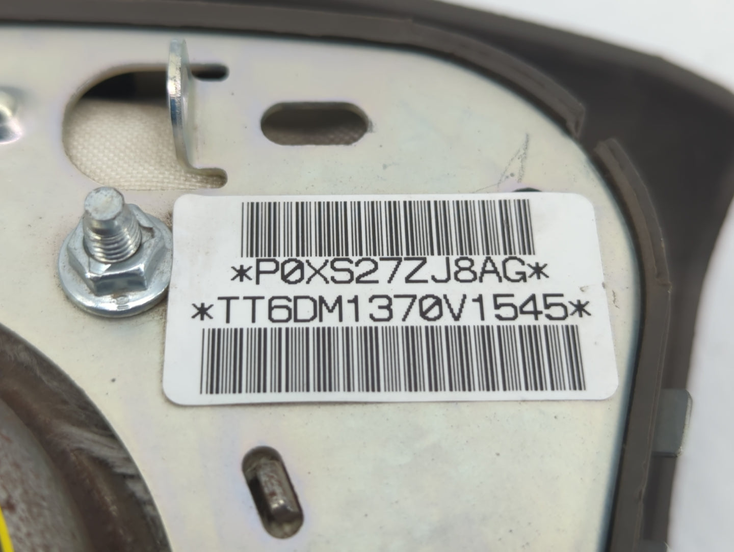 2010 Chrysler Sebring Air Bag Driver Left Steering Wheel Mounted Fits OEM Used Auto Parts - Oemusedautoparts1.com