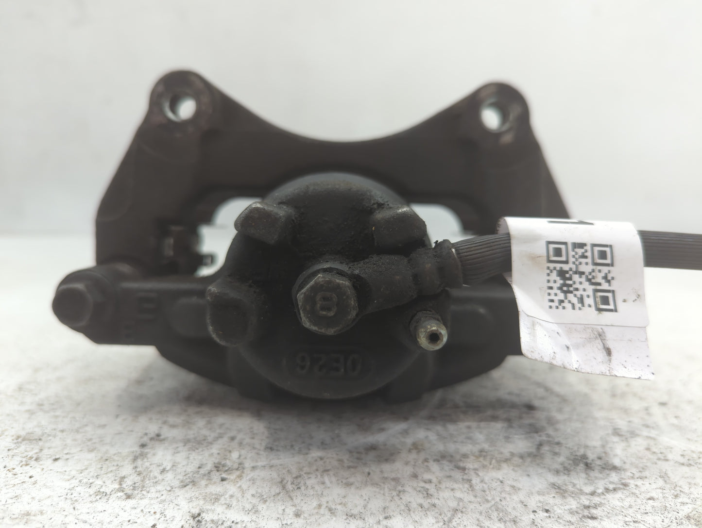 2007-2010 Chrysler Sebring Front Driver Left Brake Caliper - Oemusedautoparts1.com