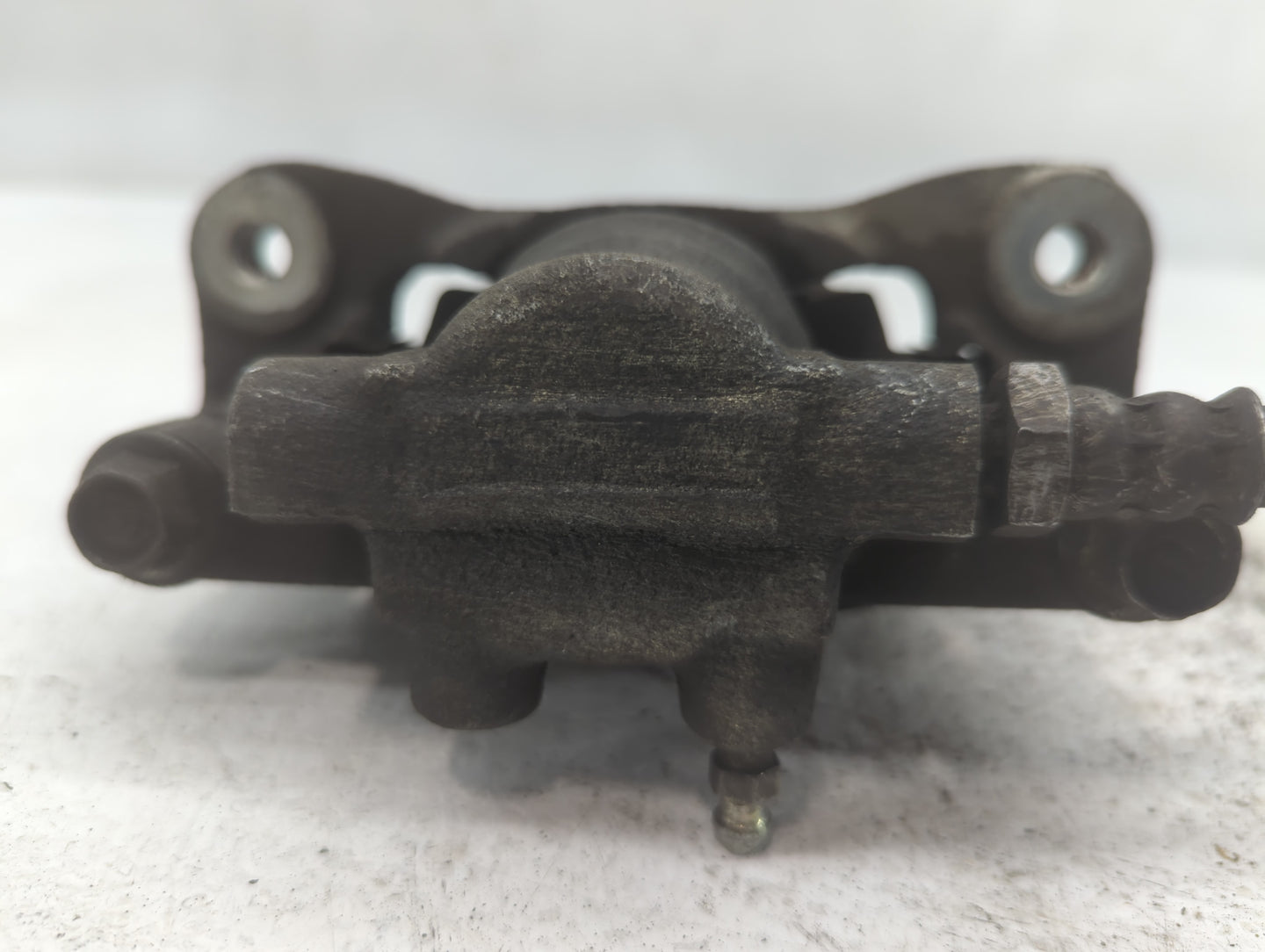 2007-2010 Chrysler Sebring Front Passenger Right Brake Caliper - Oemusedautoparts1.com