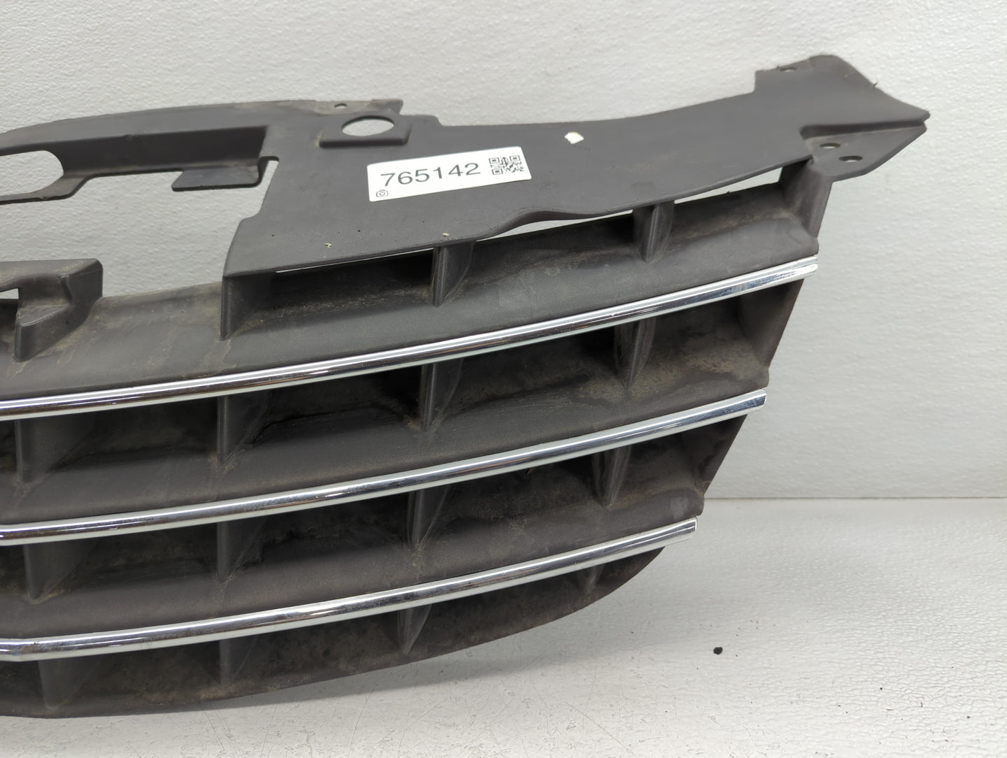 2007-2010 Chrysler Sebring Front Grille Bumper Not Included - Oemusedautoparts1.com