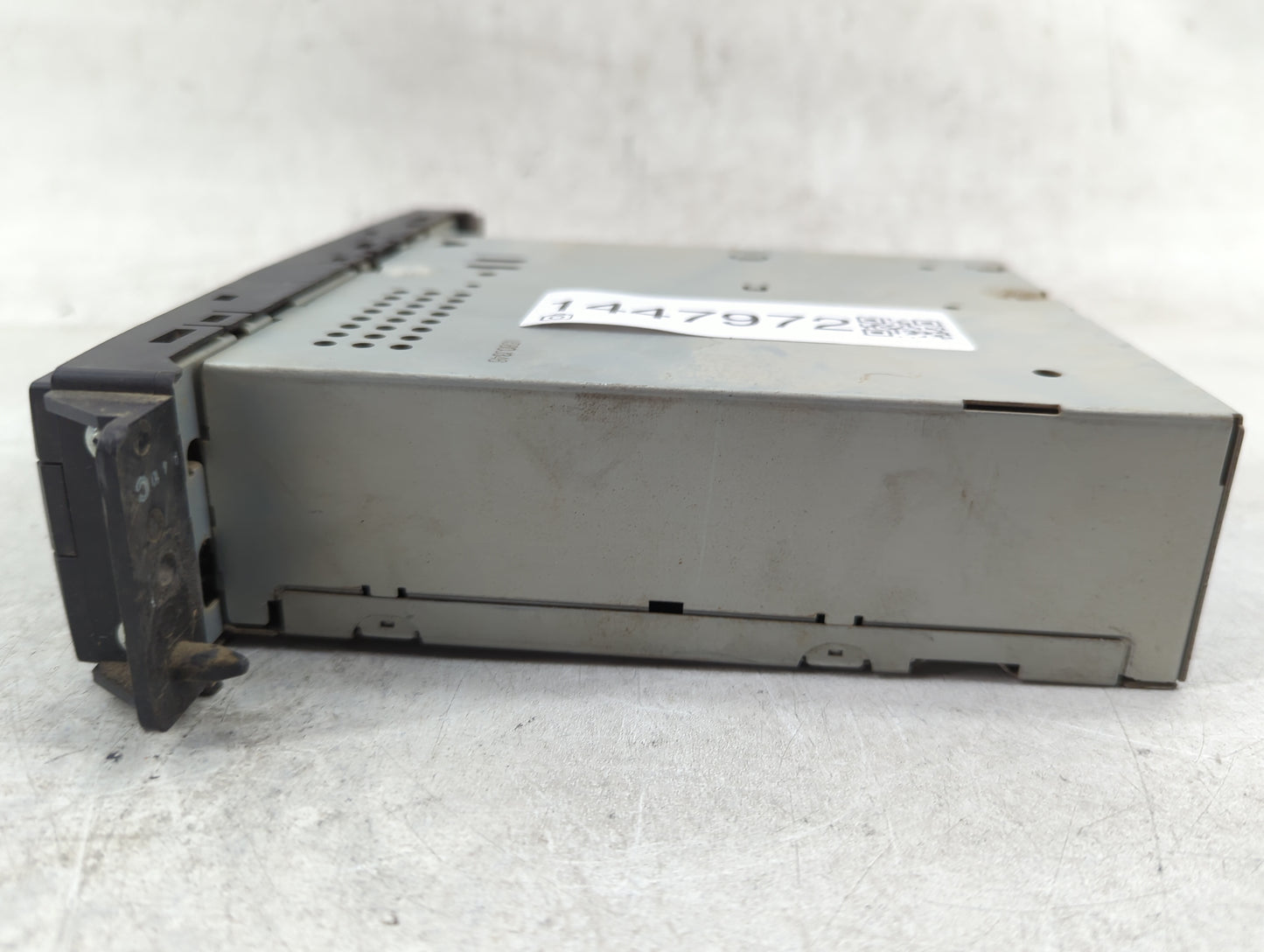 2010 Chrysler Town and Country Radio AM FM Cd Player Receiver Replacement P/N:64063AE Fits OEM Used Auto Parts - Oemusedauto