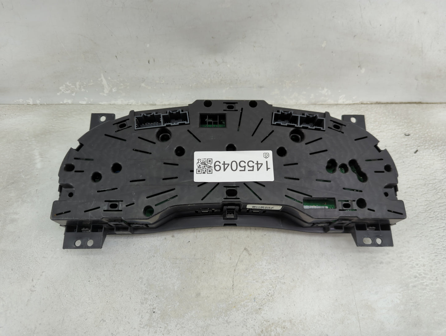 2010 Chrysler Town and Country Instrument Cluster Speedometer Gauges P/N:P68061623AE Miles: Fits OEM Used Auto Parts - Oemus