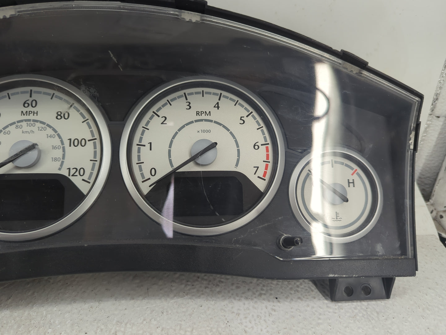 2010 Chrysler Town and Country Instrument Cluster Speedometer Gauges P/N:P05172805AG Miles: Fits OEM Used Auto Parts - Oemus