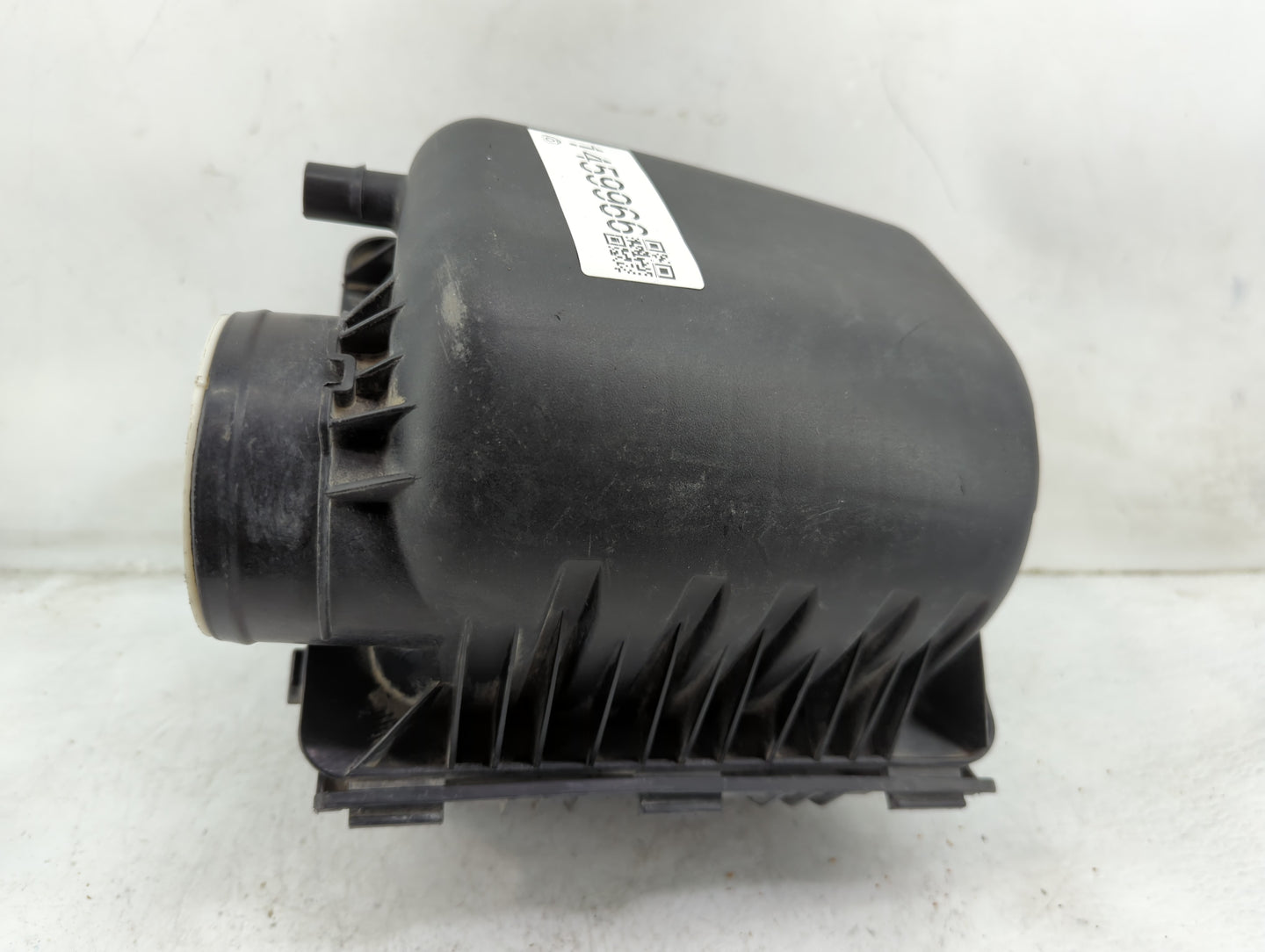 Chrysler Town And Country Air Cleaner Intake-duct Hose Tube - Oemusedautoparts1.com