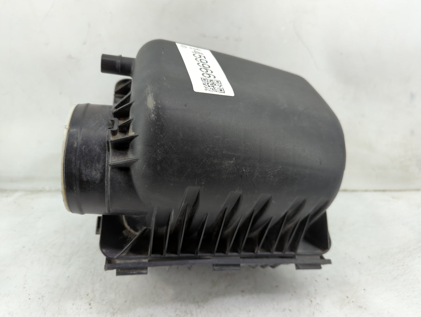 Chrysler Town And Country Air Cleaner Intake-duct Hose Tube - Oemusedautoparts1.com