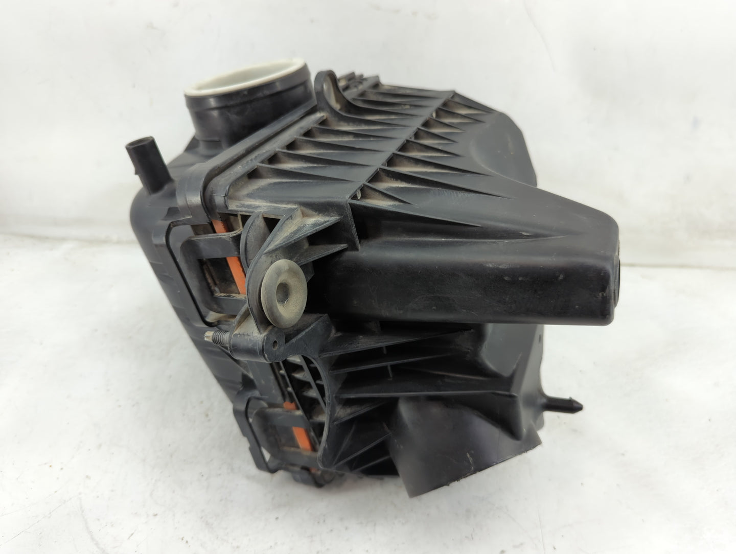 Chrysler Town And Country Air Cleaner Intake-duct Hose Tube - Oemusedautoparts1.com