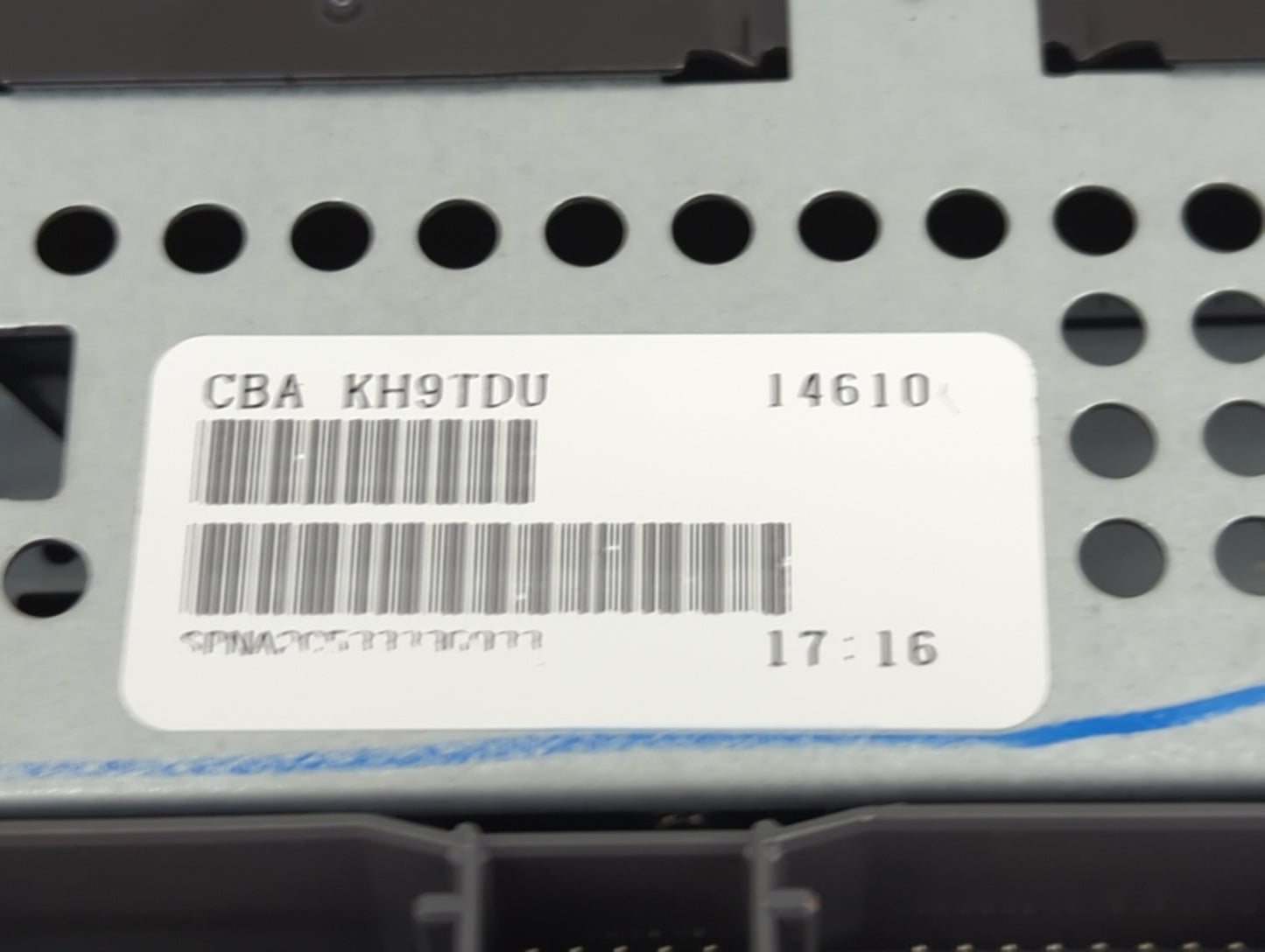 2010 Chrysler Town and Country Radio AM FM Cd Player Receiver Replacement P/N:CBA KH9TDU Fits Fits 2008 2009 2011 OEM Used A