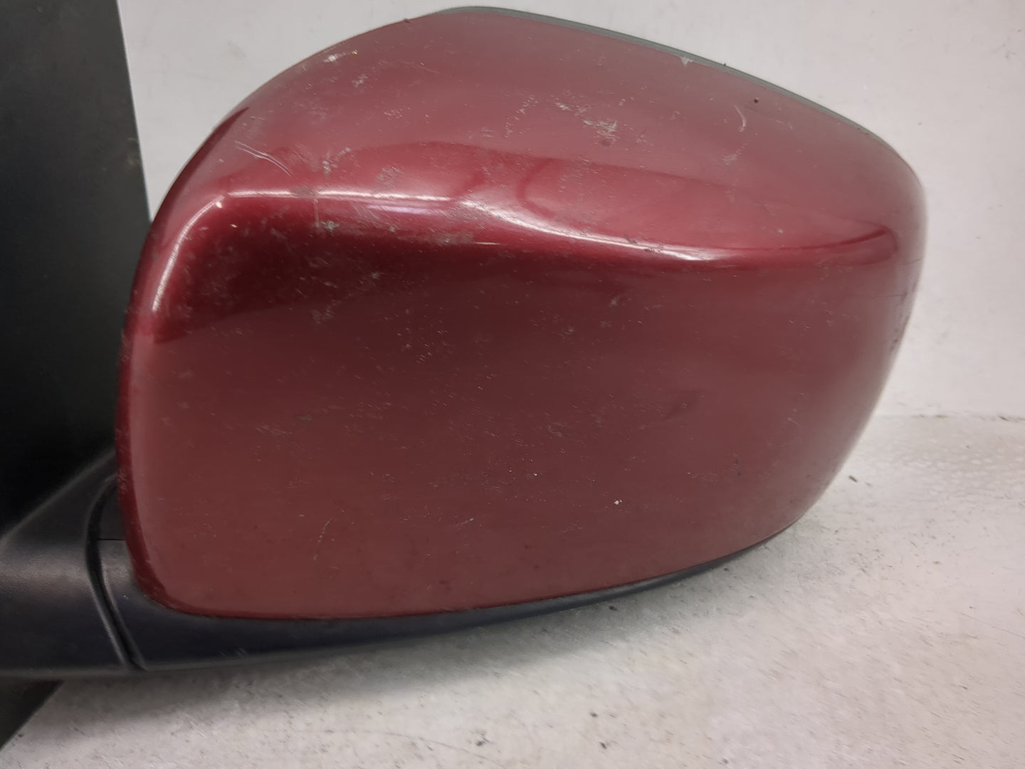 2010 Chrysler Town and Country Driver Side View Mirror - Left Door Mirror OEM Used - Oemusedautoparts1.com