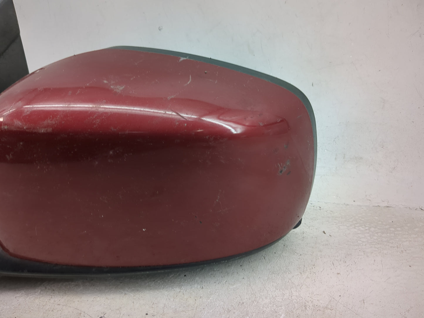 2010 Chrysler Town and Country Driver Side View Mirror - Left Door Mirror OEM Used - Oemusedautoparts1.com