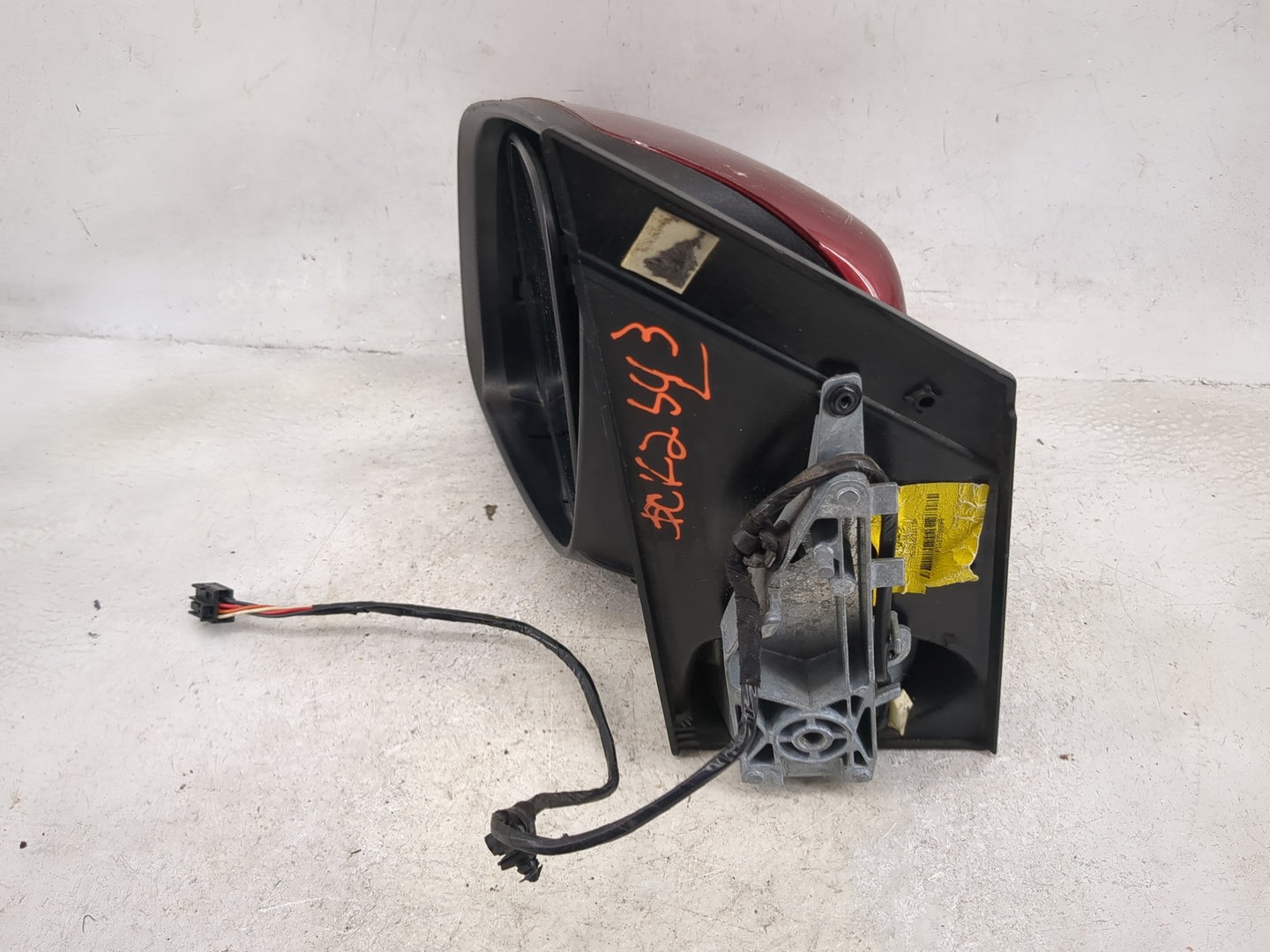 2010 Chrysler Town and Country Driver Side View Mirror - Left Door Mirror OEM Used - Oemusedautoparts1.com