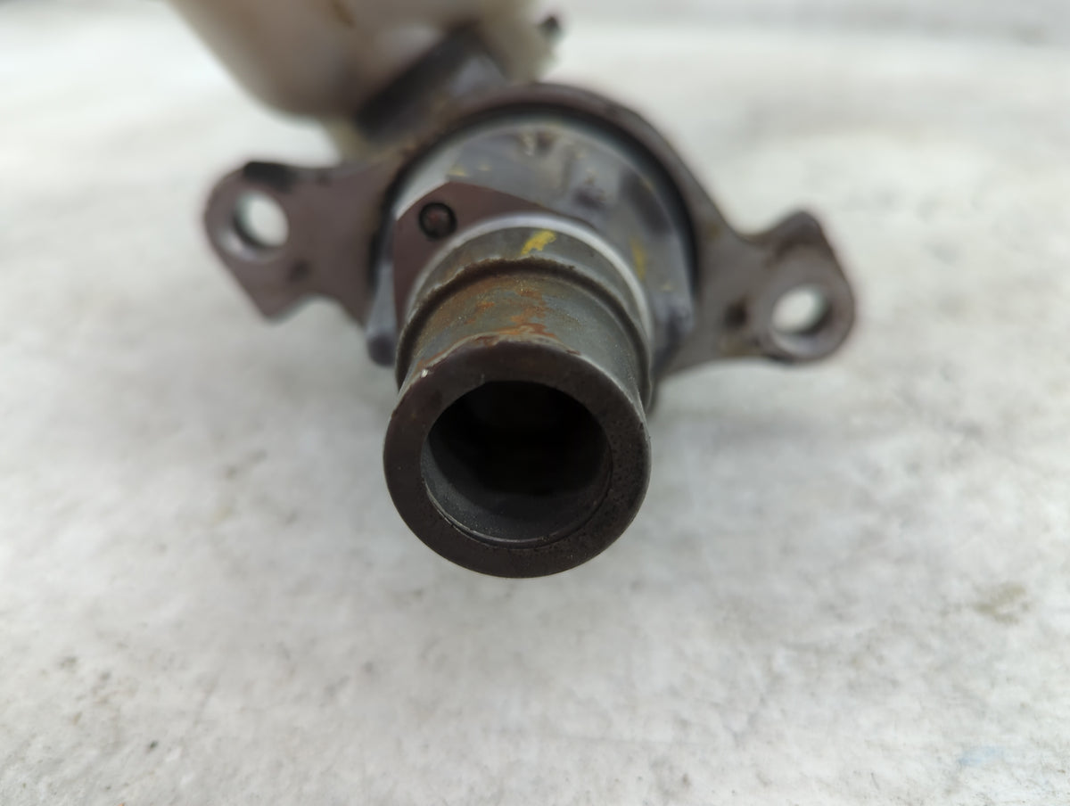 Chrysler Town And Country Brake Master Cylinder 1515673 - Oemusedautoparts1.com