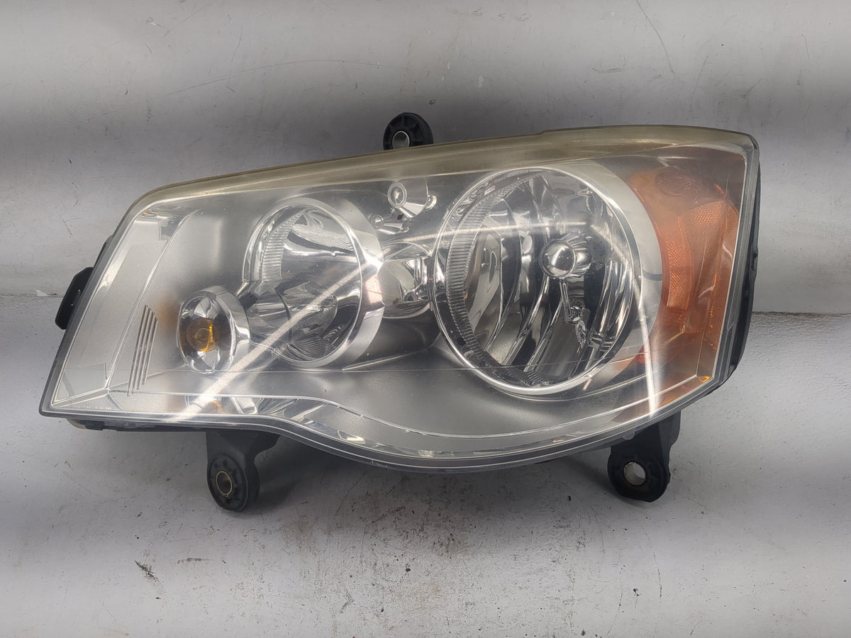 Chrysler Town And Country Driver Left Oem Head Light Headlight Lamp 1518851 - Oemusedautoparts1.com