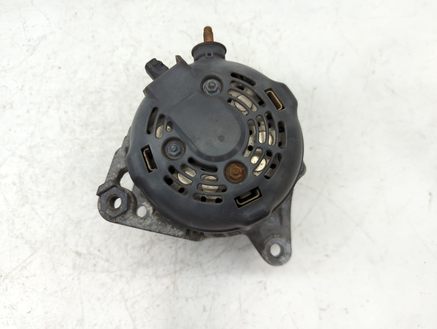 2008-2010 Chrysler Town & Country Alternator Replacement Generator Charging Assembly Engine OEM Fits Fits 2007 2008 2009 201