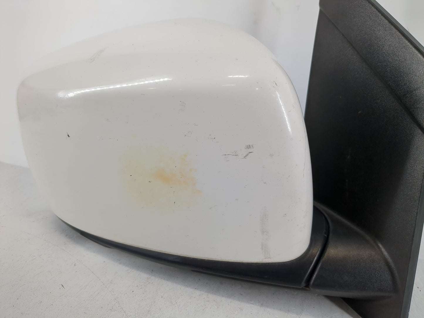 2008-2010 Chrysler Town & Country Passenger Side View Mirror - Right Door Mirror OEM Used - Oemusedautoparts1.com