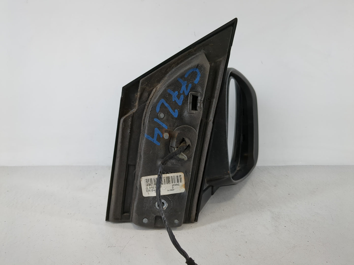 2008-2010 Chrysler Town & Country Passenger Side View Mirror - Right Door Mirror OEM Used - Oemusedautoparts1.com